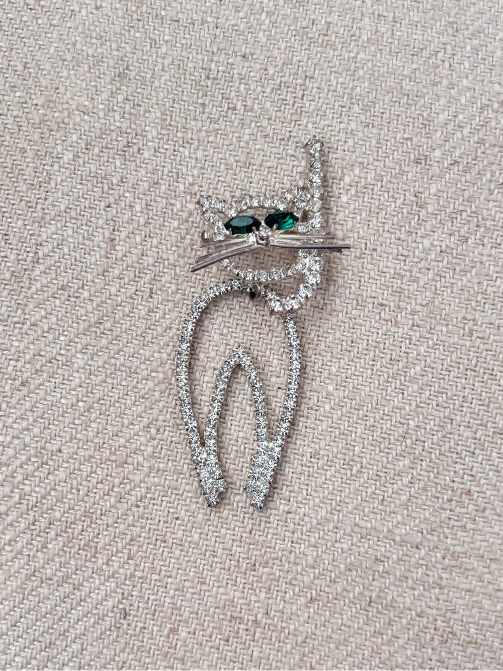 Vintage Trifari Swinging Cat Brooch | Rare Find